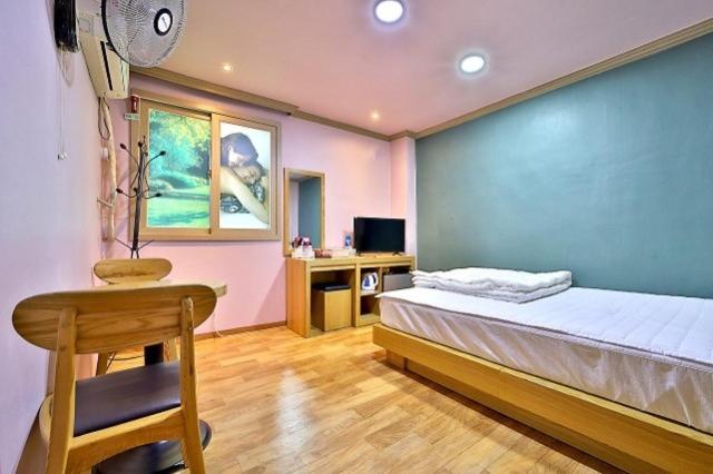 Daegu Bisan-Dong Villa Motel Quarto foto