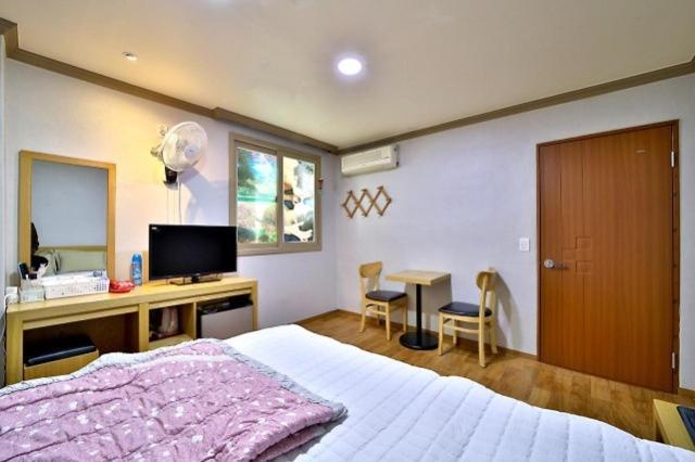 Daegu Bisan-Dong Villa Motel Quarto foto