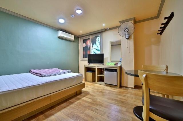 Daegu Bisan-Dong Villa Motel Quarto foto